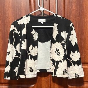 Signature by Robbie Bee Black Cropped Jacket with Cream Floral Pattern